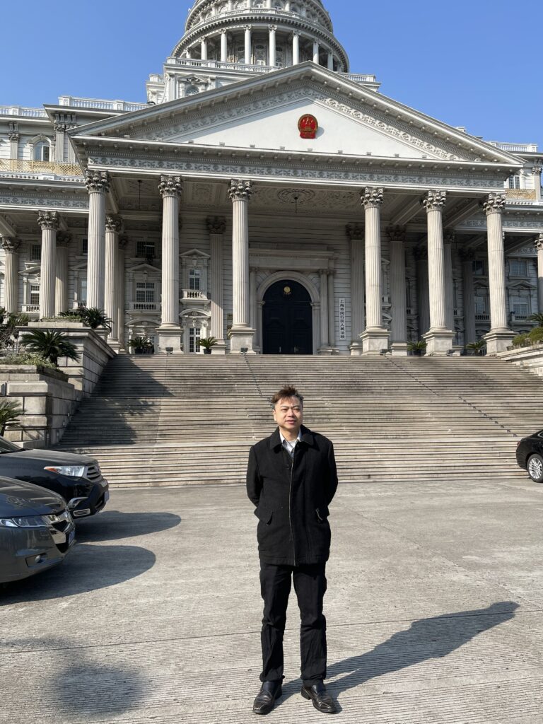 在上海市閔行區人民法院